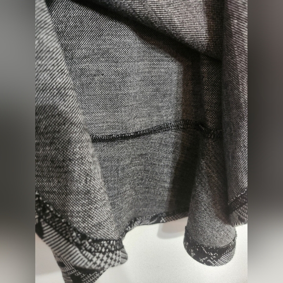 Girls Size 7 8 CHILDRENS PLACE Dress Long Sleeve Black Floral Plaid CASUAL New - Picture 7 of 12